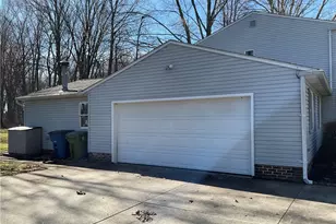 37818 Lakeshore Blvd, Eastlake, OH 44095 - Photo 21