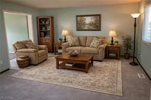 37818 Lakeshore Blvd, Eastlake, OH 44095 - Photo 9