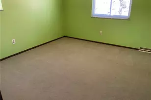 37818 Lakeshore Blvd, Eastlake, OH 44095 - Photo 15