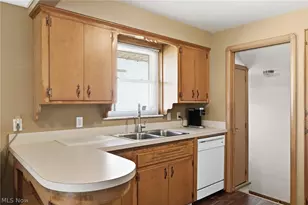 3097 W 159th St, Loveland, OH 44111 - Photo 11