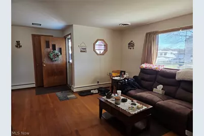 808 Kennilworth, Coshocton, OH 43812 - Photo 3