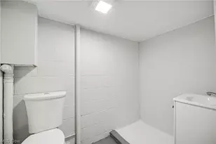 312 Montrose Ave NW, Canton, OH 44708 - Photo 15