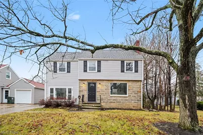 312 Montrose Avenue NW, Canton, OH 44708 - Photo 1