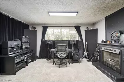 1881 Nichols Road, Akron, OH 44312 - Photo 13