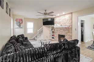 1121 Woodward Ave, Akron, OH 44310 - Photo 5