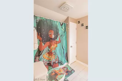 1121 Woodward Avenue, Akron, OH 44310 - Photo 17