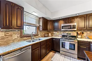 101 Delaware Ave, Poland, OH 44514 - Photo 7