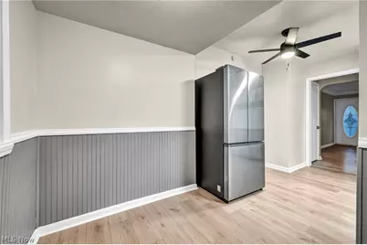 20801 Morris Avenue, Euclid, OH 44123 - Photo 11