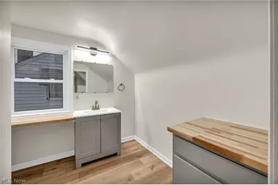 20801 Morris Avenue, Euclid, OH 44123 - Photo 29