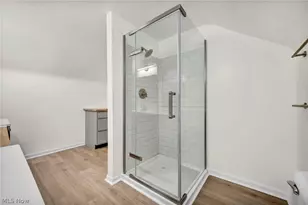 20801 Morris Ave, Euclid, OH 44123 - Photo 31