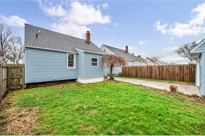 20801 Morris Avenue, Euclid, OH 44123 - Photo 45