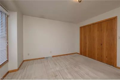 580 Glenmere Place, Barberton, OH 44203 - Photo 23