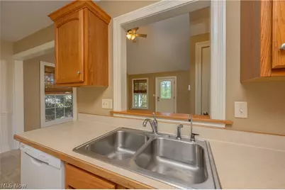 465 Wagler Avenue SW, Hartville, OH 44632 - Photo 13