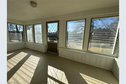 6123 Fairdale Drive, Cambridge, OH 43725 - Photo 5