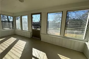 6123 Fairdale Dr, Cambridge, OH 43725 - Photo 5