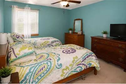 7567 Monterey Bay Drive, Mentor on the Lake, OH 44060 - Photo 9