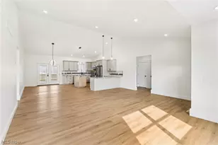 6535 North Ridge Rd, Geneva, OH 44041 - Photo 5