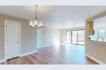 3800 Rosemont Boulevard #105D, Akron, OH 44333 - Photo 3