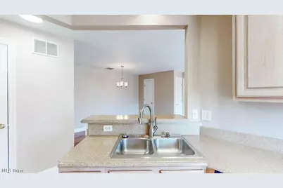 3800 Rosemont Boulevard #105D, Akron, OH 44333 - Photo 13