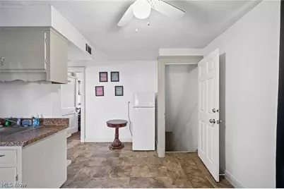 9519 Preston Avenue #UP, Loveland, OH 44102 - Photo 7