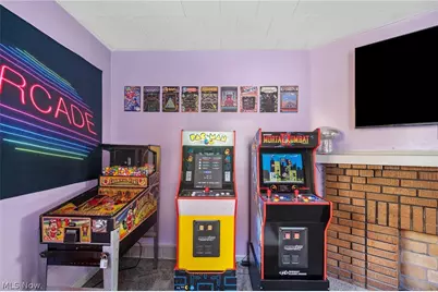 9519 Preston Avenue #UP, Loveland, OH 44102 - Photo 17