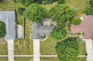 11586 Pleasant Ridge Pl, Strongsville, OH 44136 - Photo 5