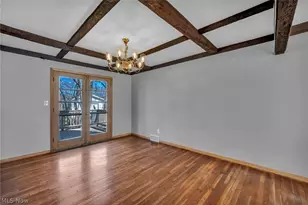 2463 Derbyshire Rd, Cleveland Heights, OH 44106 - Photo 11