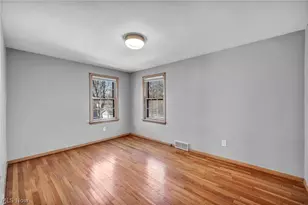 2463 Derbyshire Rd, Cleveland Heights, OH 44106 - Photo 33