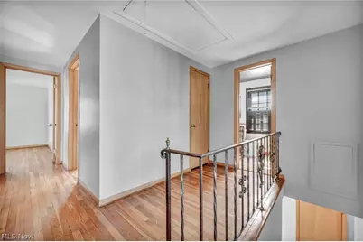 2463 Derbyshire Road, Cleveland Heights, OH 44106 - Photo 23