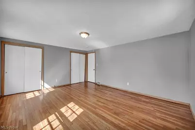 2463 Derbyshire Road, Cleveland Heights, OH 44106 - Photo 29