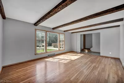 2463 Derbyshire Road, Cleveland Heights, OH 44106 - Photo 5