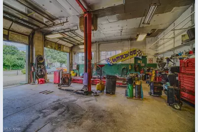 1555 Brown Street, Akron, OH 44301 - Photo 3