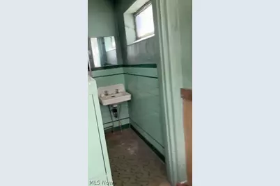 1555 Brown Street, Akron, OH 44301 - Photo 5