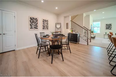 1129 Bean Lane, Akron, OH 44313 - Photo 9