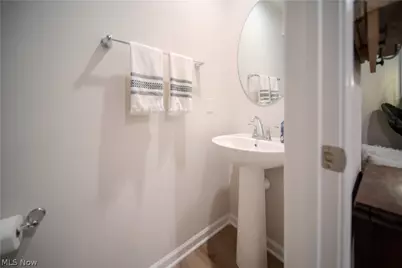 1129 Bean Lane, Akron, OH 44313 - Photo 25