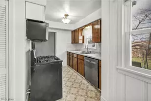 1931 Byrd Ave, Cuyahoga Falls, OH 44223 - Photo 15