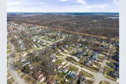 110 Wilshire Court, Elyria, OH 44035 - Photo 43