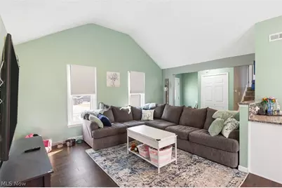 110 Wilshire Court, Elyria, OH 44035 - Photo 9