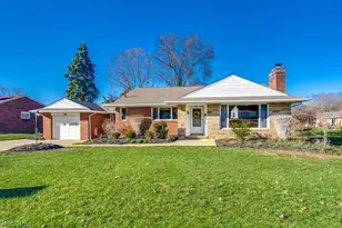 3917 Crestwood St NW, Canton, OH 44708 - Photo 1