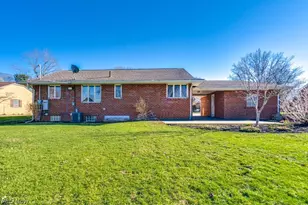 3917 Crestwood St NW, Canton, OH 44708 - Photo 33