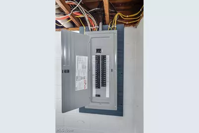 3917 Crestwood Street NW, Canton, OH 44708 - Photo 43