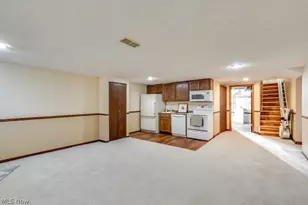 3917 Crestwood St NW, Canton, OH 44708 - Photo 27