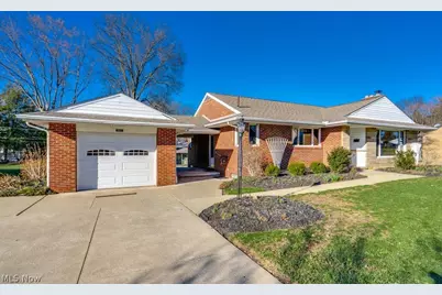 3917 Crestwood Street NW, Canton, OH 44708 - Photo 5