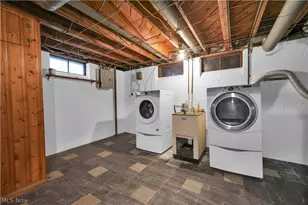 434 Acacia Dr, Willowick, OH 44095 - Photo 27