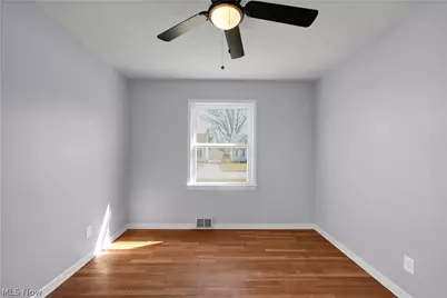 434 Acacia Drive, Willowick, OH 44095 - Photo 19