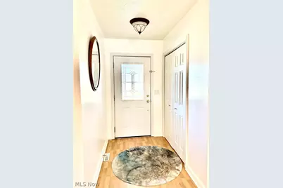 8524 Manchester Avenue NW, Canal Fulton, OH 44614 - Photo 9