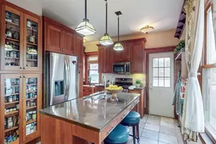 2190 Grandview Ave, Cleveland Heights, OH 44106 - Photo 15