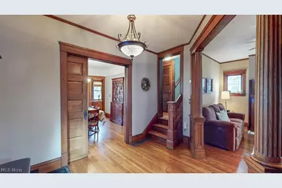 2190 Grandview Avenue, Cleveland Heights, OH 44106 - Photo 5