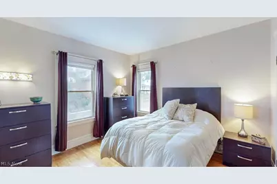 2190 Grandview Avenue, Cleveland Heights, OH 44106 - Photo 17