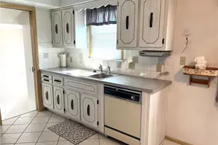 12416 Eastwood Blvd, Garfield Heights, OH 44125 - Photo 9